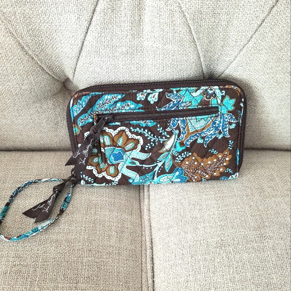 Vera Bradley wristlet/wallet